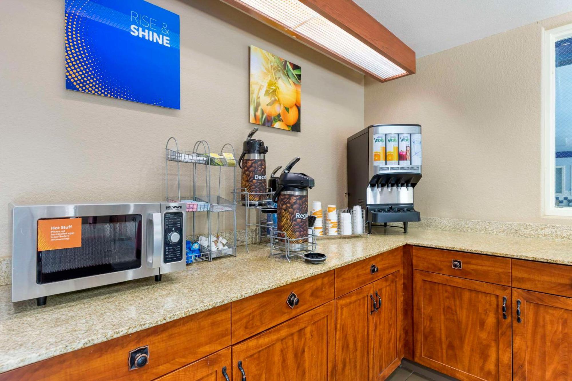 Comfort Suites Lakewood - Denver Luaran gambar